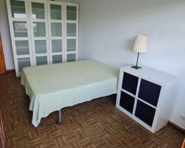Quarto em Benfica com limpeza incluida nas areas comuns