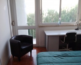 Arrendo quartos estacao de Queluz