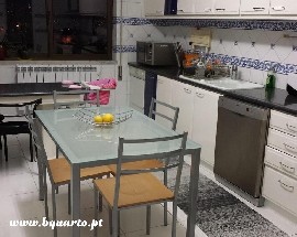 Quarto para arrendar em Leiria