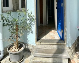 Alugo suites moradia T2 em Carcavelos