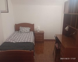 Arrendo vaga em quarto duplo wc privado em Evora