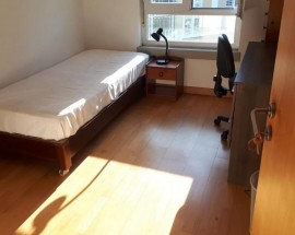Quarto individual Cidade Universitaria Hosp Santa Maria