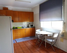 Quarto para menina ou senhora Sao Joao da Madeira