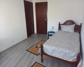 Quarto individual em Aveiro rua Luis Gomes Magalhaes