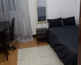 Quartos para rapazes a 550 m da Faculdade de Economia