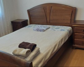 Alugo quarto espacoso e luminoso em Chaves