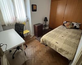Quarto junto ao IST Jardim do Arco do Cego