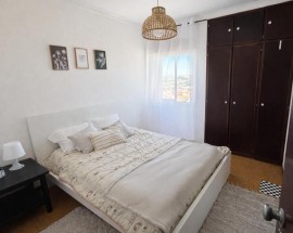 Quarto de casal despesas incluidas em Oeiras Queijas