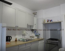 Quarto em Lisboa a 5 min a pe do metro Olivais