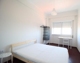 Quartos para arrendar no Barreiro