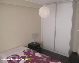 Arrenda se quarto no centro de Agueda