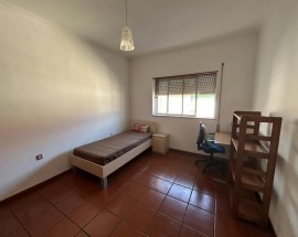 Quartos para arrendar perto das Faculdades