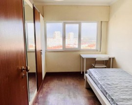 Quarto individual em Lisboa Olaias espacoso e tranquilo