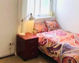 Quarto em T3 a 3 min da Estacao da Damaia