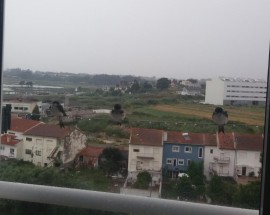 Quarto individual para rapariga estudante em Aveiro