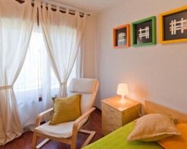 Arrendo quarto a menina Julho e Agosto