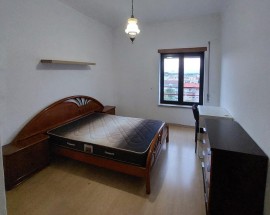 Arrendam se quartos para raparigas na Quinta do Galo