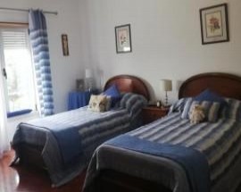 Arrendo quarto Oeiras centro