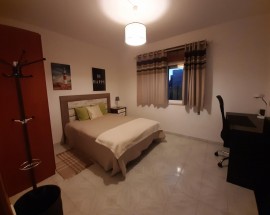 Quarto em Faro junto Universidade Gambelas