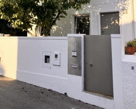 Alugo 5 quartos em moradia no Porto Aldoar