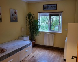 Alugo Quarto em Paco de Arcos