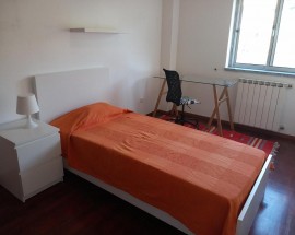 Arrendo 4 quartos estudantes excelente zona Santarem