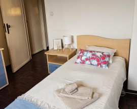 Quarto estudantes em Lisboa no Lumiar