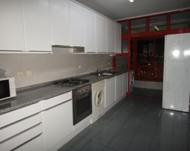 Arrendo quarto em Telheiras Campo Grande