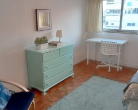 Arrendo quarto individual Portela Aeroporto