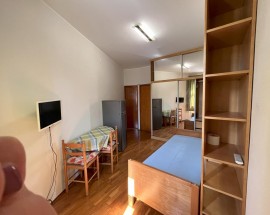 Quarto a 200m da estacao Trindade