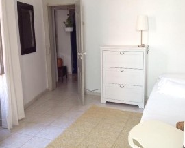 Alugo quarto em Santos Sao Bento Chiado IADE ISEG