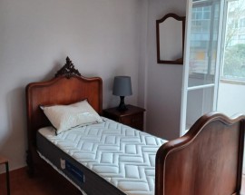 Quarto na Calcada de Carriche em Lisboa