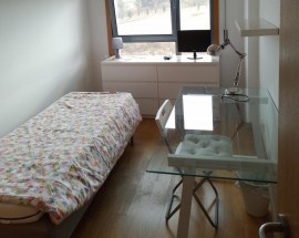 Quarto junto metro Bela Vista