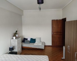 Buscamos uma pessoa para morar connosco em Aveiro