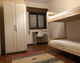 Quartos a 2 minutos do Arrabida Shopping