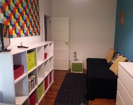 Alugo quarto a rapariga estudante Alvalade