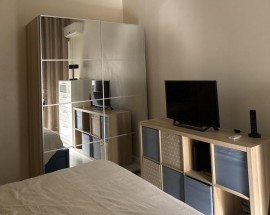 Quarto zona calma apartamento familiar em Queluz