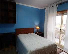 Quarto com varanda no Porto