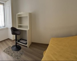 Arrendo quarto em Santarem perto do Isla