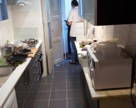 Aluguer renting quarto amplo Intendente Lisboa