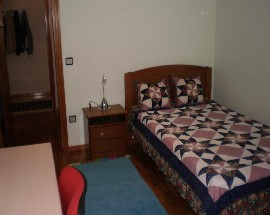 Quarto individual com wc privativo perto do BragaParque