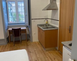 Studios perto da Faculdade de Economia