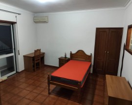 Arrendo quarto em Portalegre muito central ao Rossio