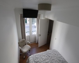 Room 3 Lisboa zona Hospital Sao Jose