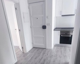 Quarto individual wc privado todo equipado metro Odivelas