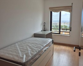 Quartos modernos no Monte da Caparica para estudantes