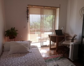 Arrendo quarto individual no Pragal Almada