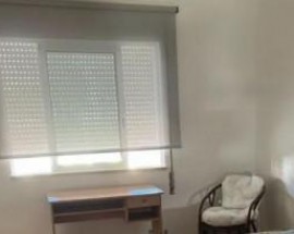 Arrendo quarto ou apartamento a 200 m da Universidade