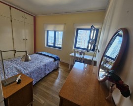 Quarto a menina estudante Pr da Galiza Porto