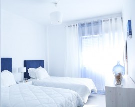 Quarto para alugar para estudante em Faro Gambelas